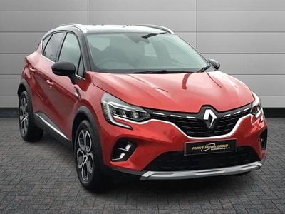 Red Used 2022 Renault Captur Techno SUV | £16,495 (Fair price)