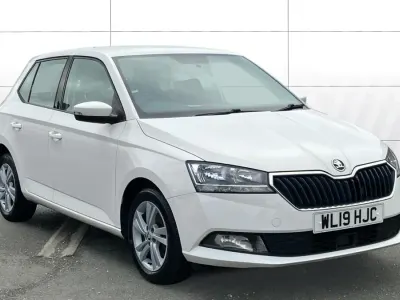 Used Skoda Fabia SE 75 HP (55 kW) 2019 White Hatchback