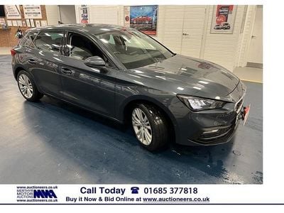 Used Seat Leon SE Dynamic 110 HP (80 kW) 2020 Grey Hatchback