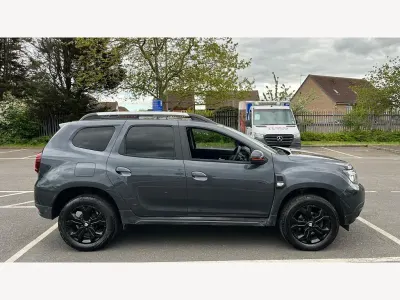 Used Dacia Duster Extreme 150 HP (110 kW) 2022 Grey SUV