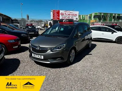 Second-hand Vauxhall Zafira SRi 2017 Gri Monovolum