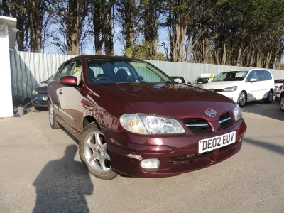 Used Nissan Almera 2002 Red Hatchback