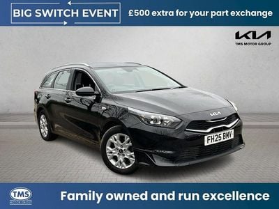 Usado Kia Ceed 138 HP (101 kW) 2025 Preto Citadino