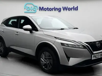 Used Nissan Qashqai Acenta Premium 140 HP (102 kW) 2023 Silver SUV