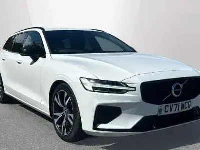 Used Volvo V60 R-Design 247 HP (181 kW) 2022 Estate
