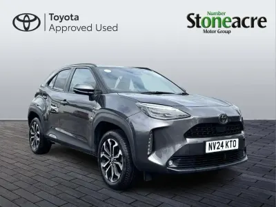 Used Toyota Yaris Cross Design 113 HP (83 kW) 2024 Grey SUV