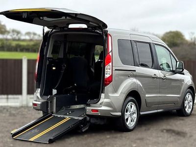 Used 2018 Ford Tourneo Titanium Estate | £12,990 (A bit pricey)