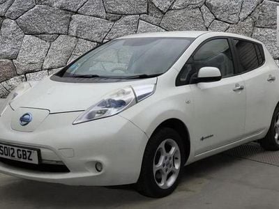 Used Nissan Leaf 80 kW (109 HP) 2012 White Hatchback