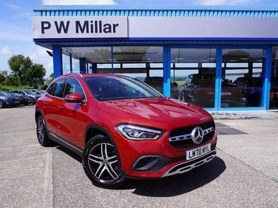 Mercedes GLA200