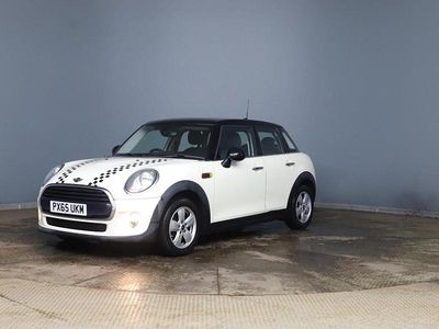Used Mini Cooper Hatch 2015 White Hatchback