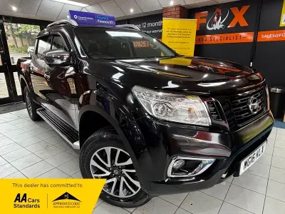 Used Nissan Navara Tekna 2016 Black Pickup