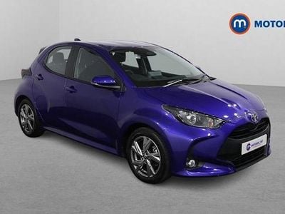 Used Toyota Yaris Hybrid 116 HP (85 kW) 2025 Blue Hatchback