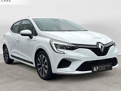Used Renault Clio V Iconic 90 HP (66 kW) 2022 White Hatchback