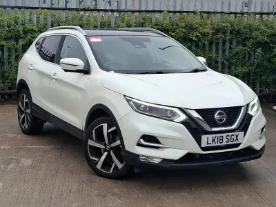 Used Nissan Qashqai Tekna 115 HP (84 kW) 2018 White SUV