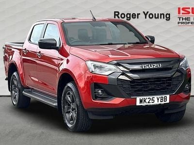 Used Isuzu D-Max 163 HP (119 kW) 2025 Orange Pickup