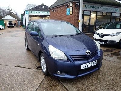 Used Toyota Verso 132 HP (97 kW) 2010 Blue MPV