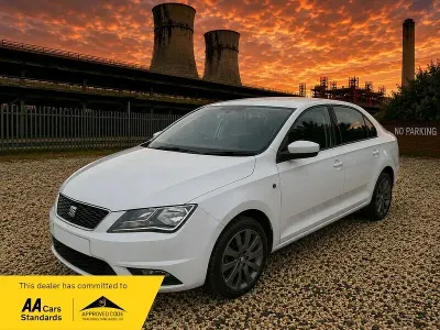 Used Seat Toledo I-Tech 105 HP (77 kW) 2014 White Hatchback