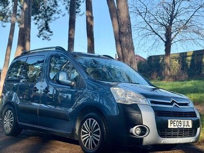 Blue Used 2009 Citroën Berlingo XTR MPV | £3,495 (Fair price)