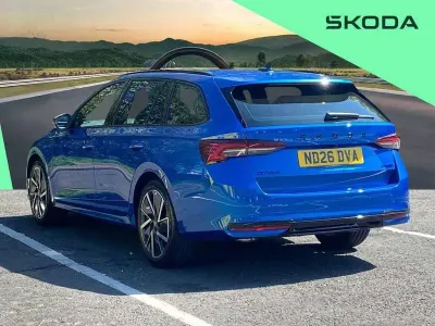 Used Skoda Octavia SportLine 147 HP (108 kW) 2026 Race blue metallic Estate