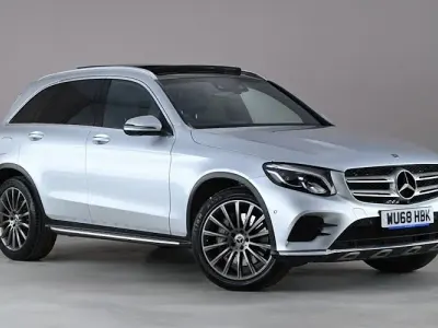 Used Mercedes GLC250 AMG Line Premium 204 HP (150 kW) 2018 Silver Estate