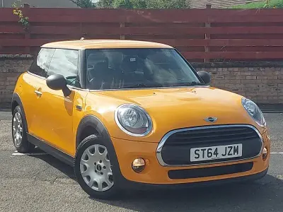 Used Mini ONE 102 HP (75 kW) 2014 Orange Hatchback