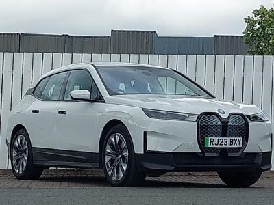 BMW iX