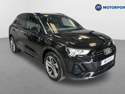 Begagnad Audi Q3 Black Edition 2021 Svart SUV