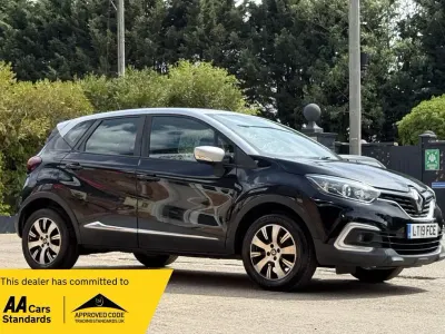 Used Renault Captur Play 90 HP (66 kW) 2019 Black/silver SUV
