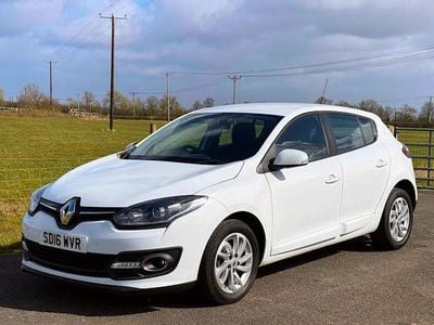 Used Renault Mégane IV Expression+ 110 HP (80 kW) 2016 Hatchback