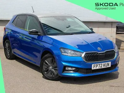 Used Skoda Fabia Colour Edition 94 HP (69 kW) 2023 Race blue metallic black body / magic pearl effect roof Hatchback