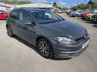 Used VW Golf VII SE 115 HP (84 kW) 2018 Grey Hatchback