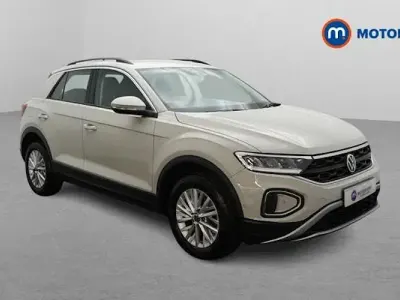 Used VW T-Roc Life 150 HP (110 kW) 2024 SUV