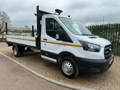 Begagnad Ford Transit 130 HK (95 kW) 2022 Vit Cab