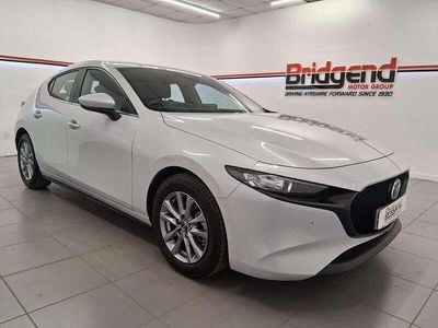 Used Mazda 3 Center-Line 140 HP (102 kW) 2025 White Hatchback