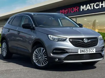 Used Vauxhall Grandland X Business Edition 130 HP (95 kW) 2019 Grey SUV