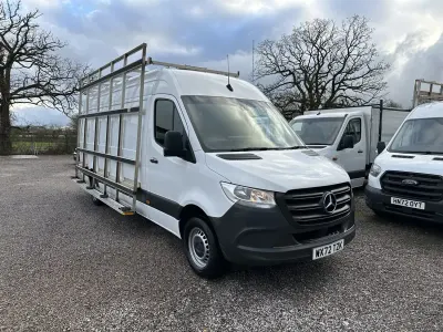 Usado Mercedes Sprinter 150 HP (110 kW) 2022 Branco Van