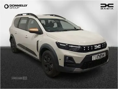 Nouă Dacia Jogger Extreme 2026 Bej Monovolum