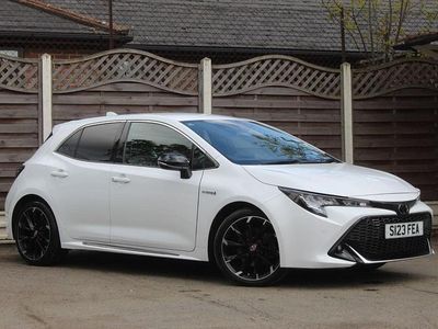 Used Toyota Corolla Sport 184 HP (135 kW) 2021 White Hatchback