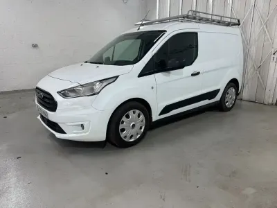 Used Ford Tourneo Trend 101 HP (74 kW) 2019 White Estate