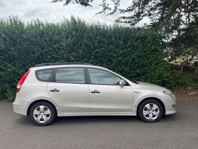 Beige Used 2012 Hyundai i30 Comfort Estate | £3,990
