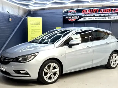 Used Vauxhall Astra SRi 150 HP (110 kW) 2016 Silver Hatchback