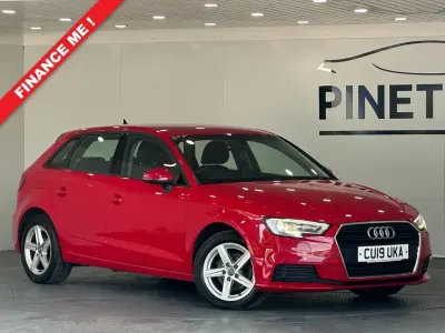Used Audi A3 Sportback Business 116 HP (85 kW) 2019 Red Hatchback