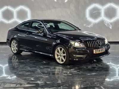 Begagnad Mercedes C180