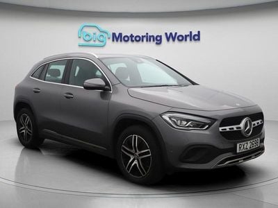Mercedes GLA180