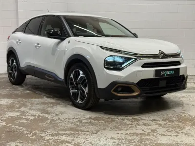 Used Citroën C4 PureTech 127 HP (93 kW) 2022 White Hatchback