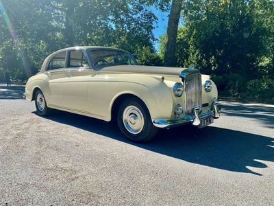 Bentley S1