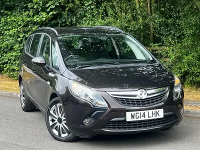 Used Vauxhall Zafira 165 HP (121 kW) 2014 Brown MPV