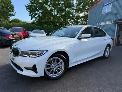 Begagnad BMW 330e