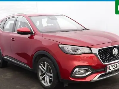 Used MG HS Excite 162 HP (119 kW) 2023 Red SUV