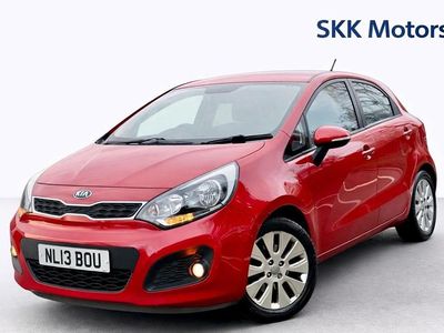 Used Kia Rio 107 HP (78 kW) 2013 Red Hatchback